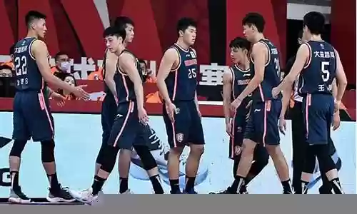 广东男篮轮换阵容名单插图