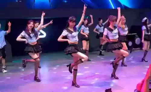 超强舞蹈阵容插图1