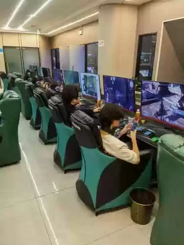 网吧活动阵容插图1