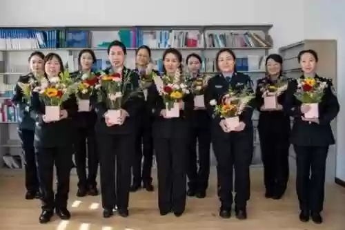 我方警花阵容搭配_1插图